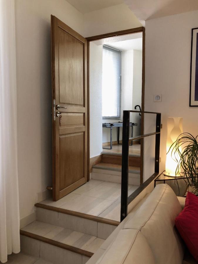 Le 26 Apartment Nimes Exterior photo